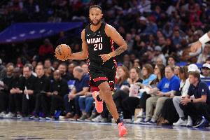 挺身而出！李凯尔11中7高效拿下赛季新高19分 正负值+17