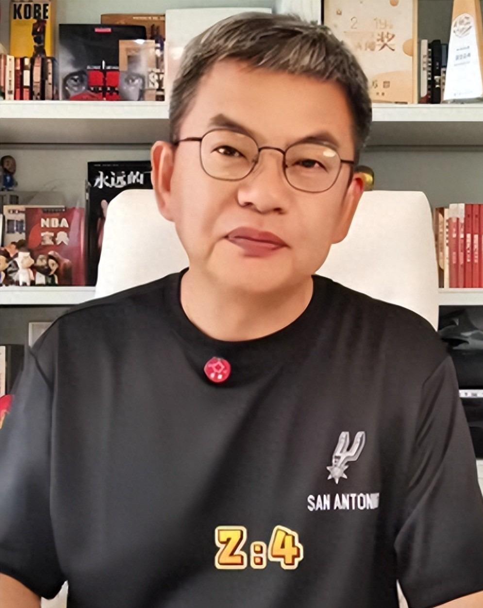 开云移动端-马刺VS尼克斯谁能夺得NBA总冠军?苏群的预测一针见血